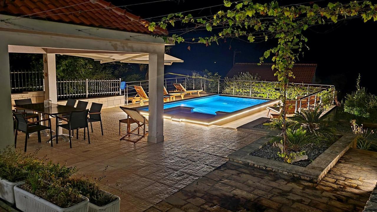 Villa Sucic Razanj روغوزنيكا المظهر الخارجي الصورة