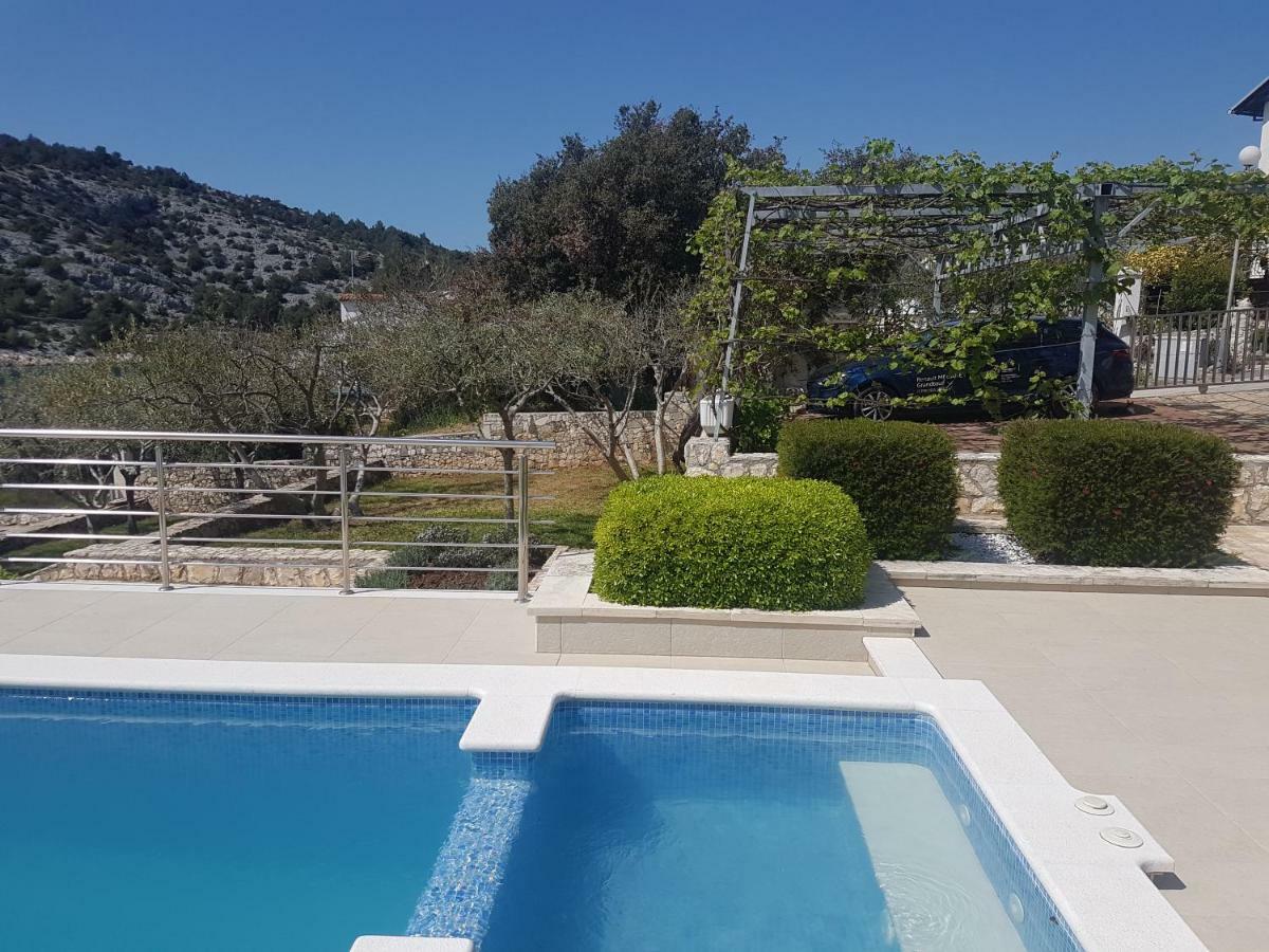 Villa Sucic Razanj روغوزنيكا المظهر الخارجي الصورة